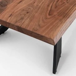 Anubi Tavolo in Legno massello di Acacia con inserti in resina traslucida opaca e base in acciaio nero opaco 195x100 cm