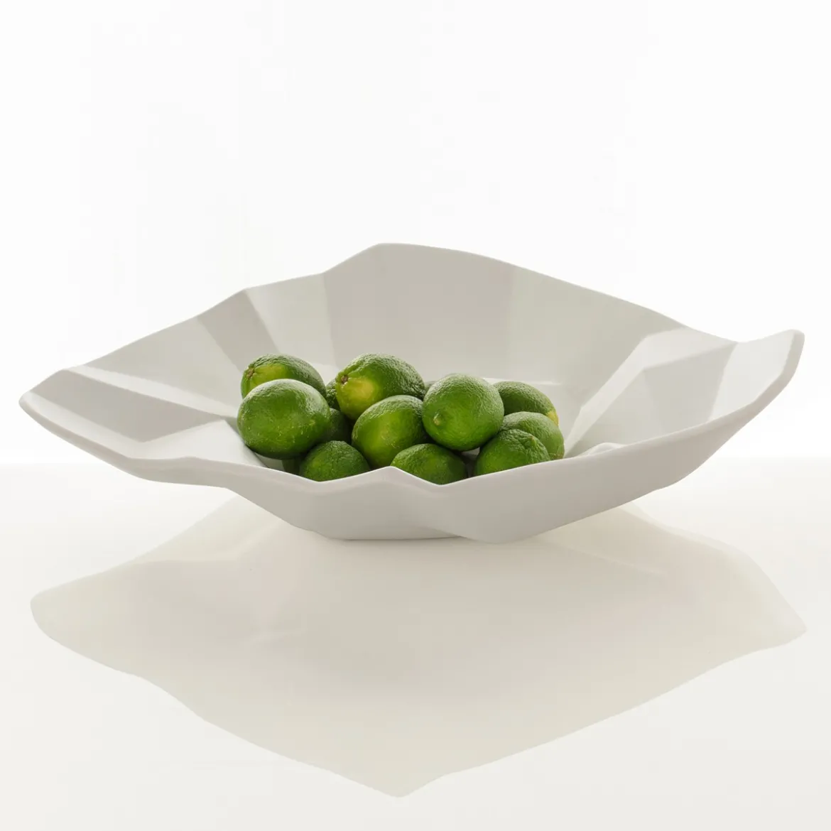 Ligio round big centrotavola / svuotatasche in ceramica colore bianco finitura opaca 45x45x13 cm
