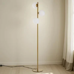 Street brass lampada da terra ottone in acciaio finitura ottone sfere in vetro bianco d30 h160 cm