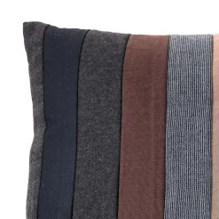 Yara stripes cushion rivestimento tessuto effetto lana cm 52x52 made in india